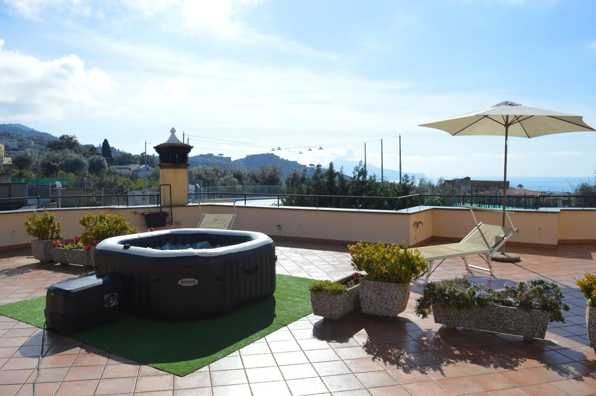 Mary'S Dream - Villa Overlooking Capri And Ischia In Sorrento Peninsula ماسّا لوبْرينسِ المظهر الخارجي الصورة